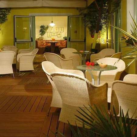 酒店 Miramare 3*